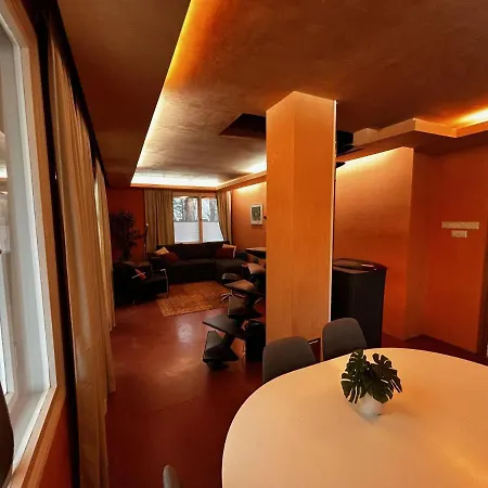 Pet Friendly Near Swimming *